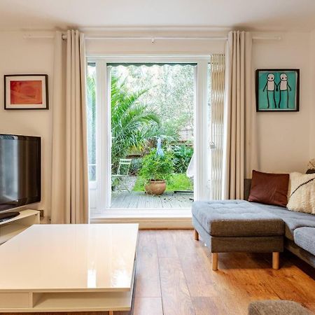 Charming 2-Bed Garden Flat Apartment Londra Exterior foto